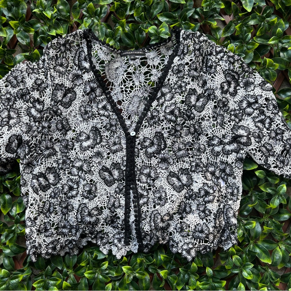 Chris McLaughlin Women's crochet cardigan with floral pattern early 2000’s